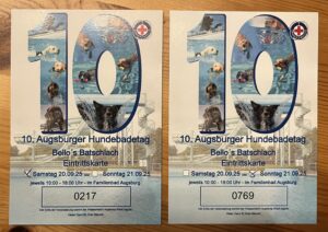 Zwei Eintrittskarten für den Hundebadetag: links die vom 20.09 mit der Nummer 0217, rechts die vom 21.09. mit der Nummer 0769.
